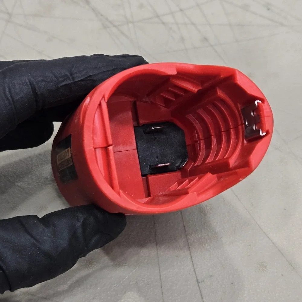 OEM Milwaukee 43-72-1000 M12 Heated Gear Battery Holder - No Battery